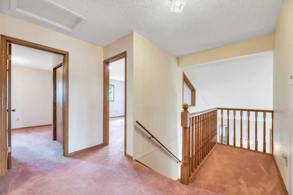 350 Edgepark Way NW Calgary AB T3A4P5