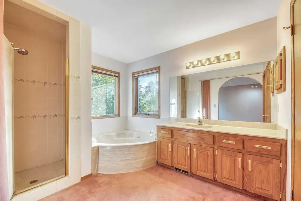 350 Edgepark Way NW Calgary AB T3A4P5