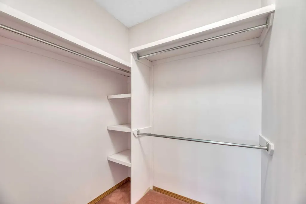 350 Edgepark Way NW Calgary AB T3A4P5