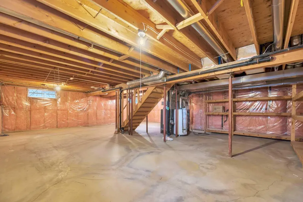 350 Edgepark Way NW Calgary AB T3A4P5