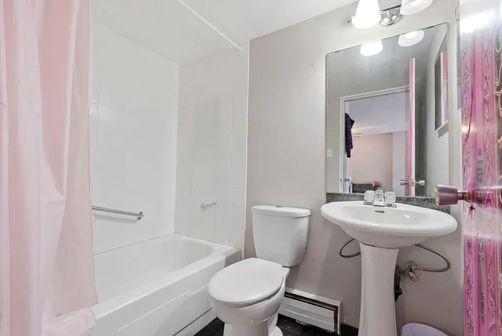 519 17 Avenue SW Calgary AB T2S 0A9
