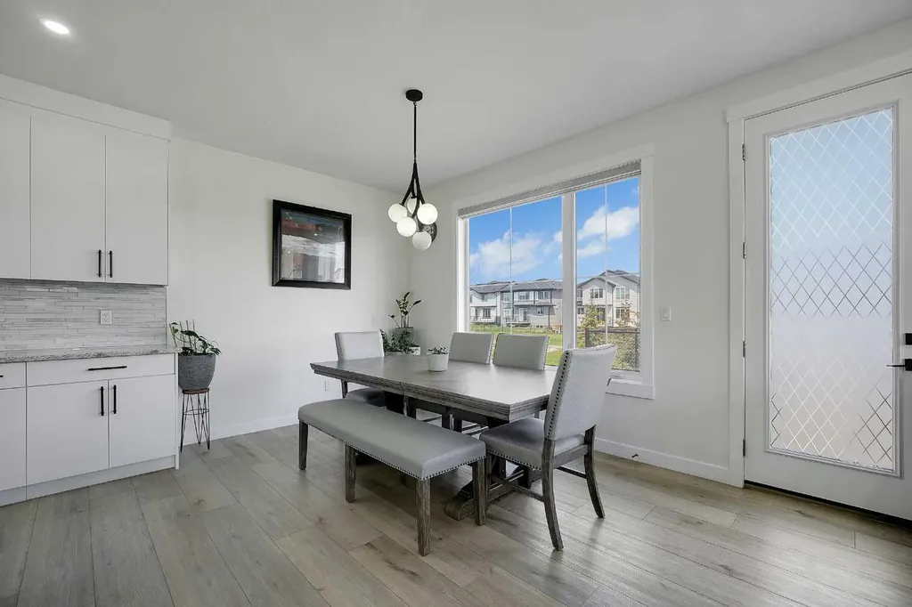 192 Sandpiper Landing Chestermere AB T1X 1Y8