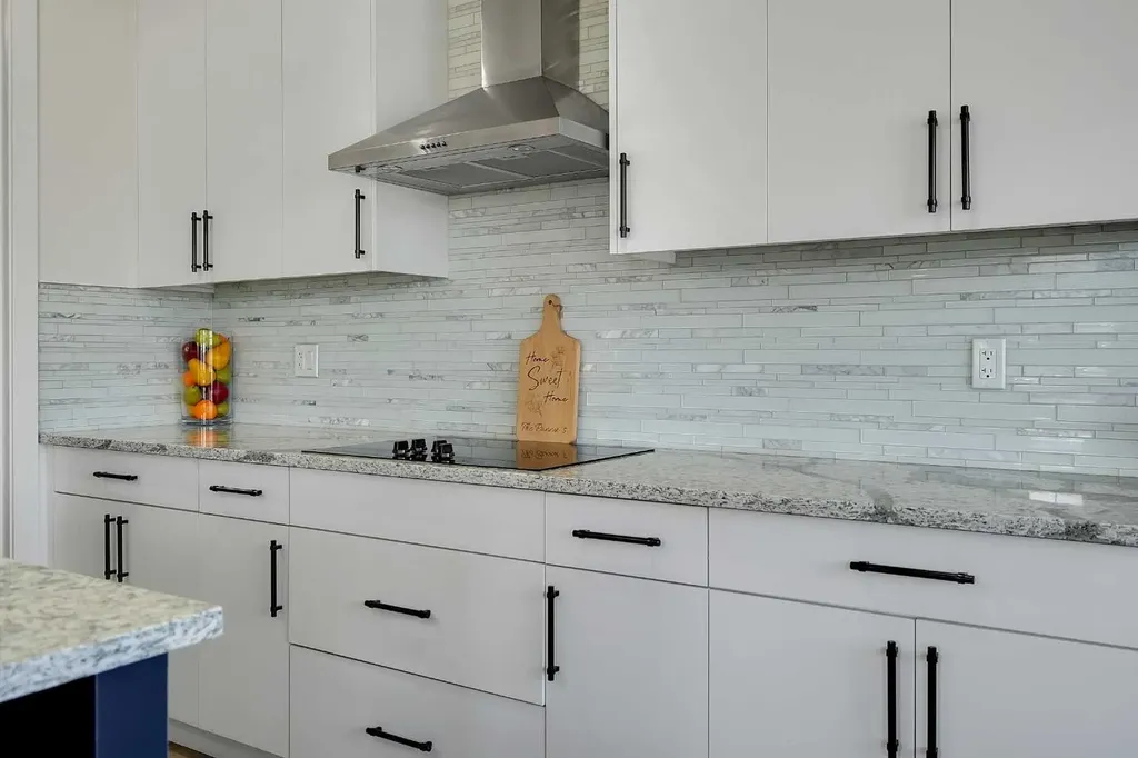 192 Sandpiper Landing Chestermere AB T1X 1Y8