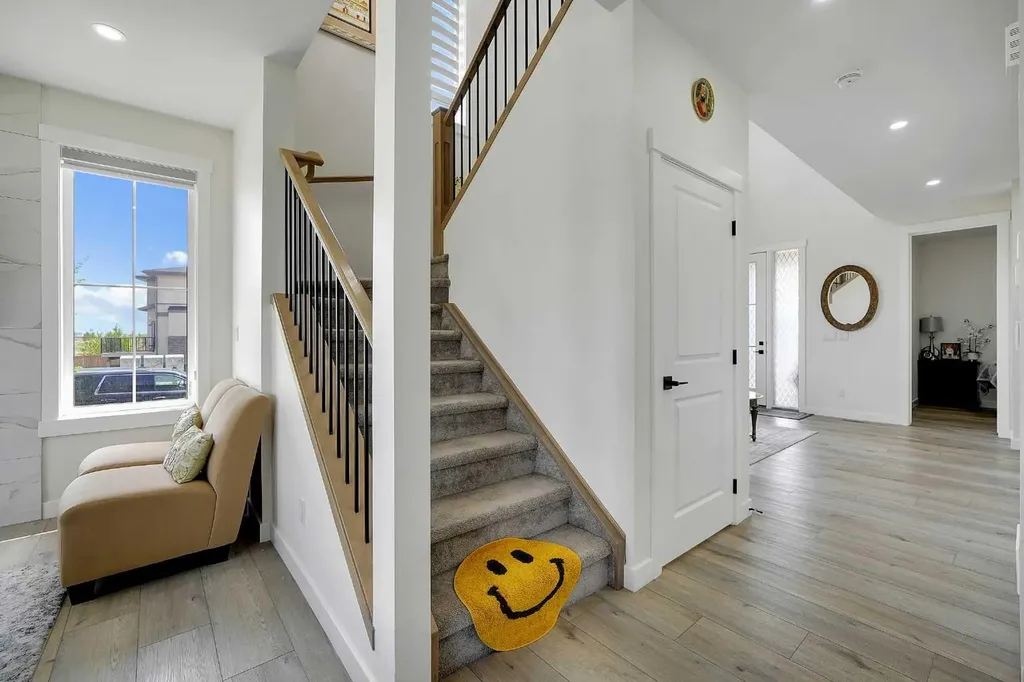 192 Sandpiper Landing Chestermere AB T1X 1Y8