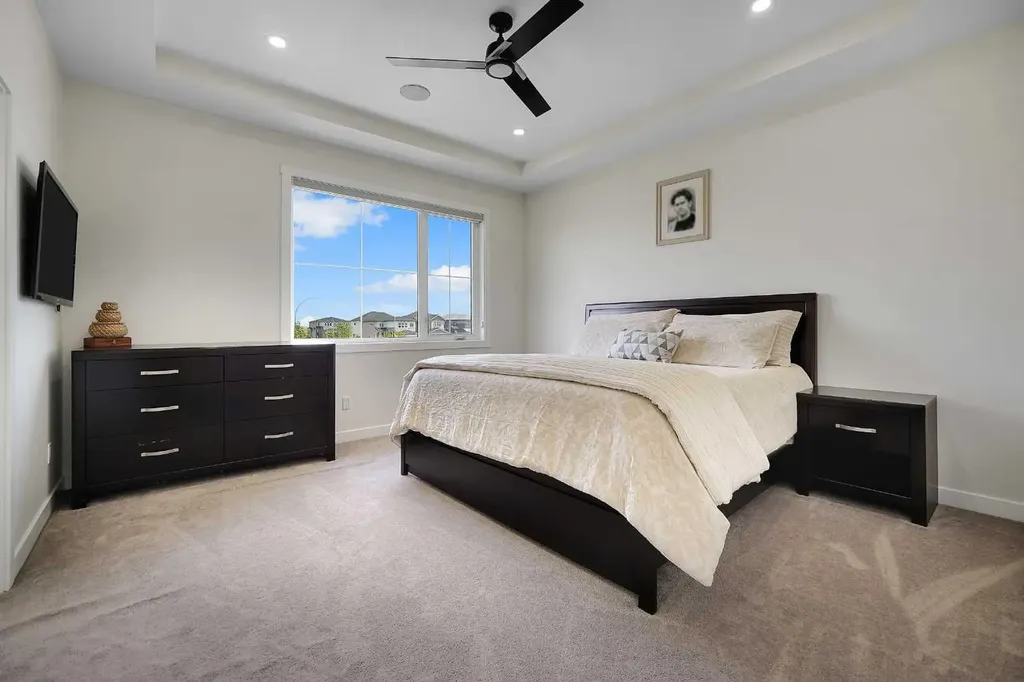 192 Sandpiper Landing Chestermere AB T1X 1Y8