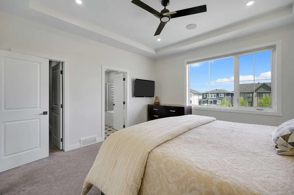 192 Sandpiper Landing Chestermere AB T1X 1Y8