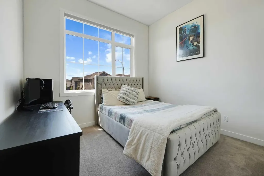 192 Sandpiper Landing Chestermere AB T1X 1Y8