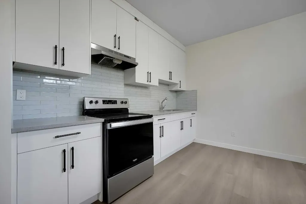192 Sandpiper Landing Chestermere AB T1X 1Y8