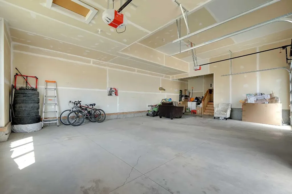 192 Sandpiper Landing Chestermere AB T1X 1Y8