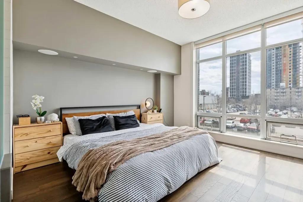 530 12 Avenue SW Calgary AB T2R 0B1