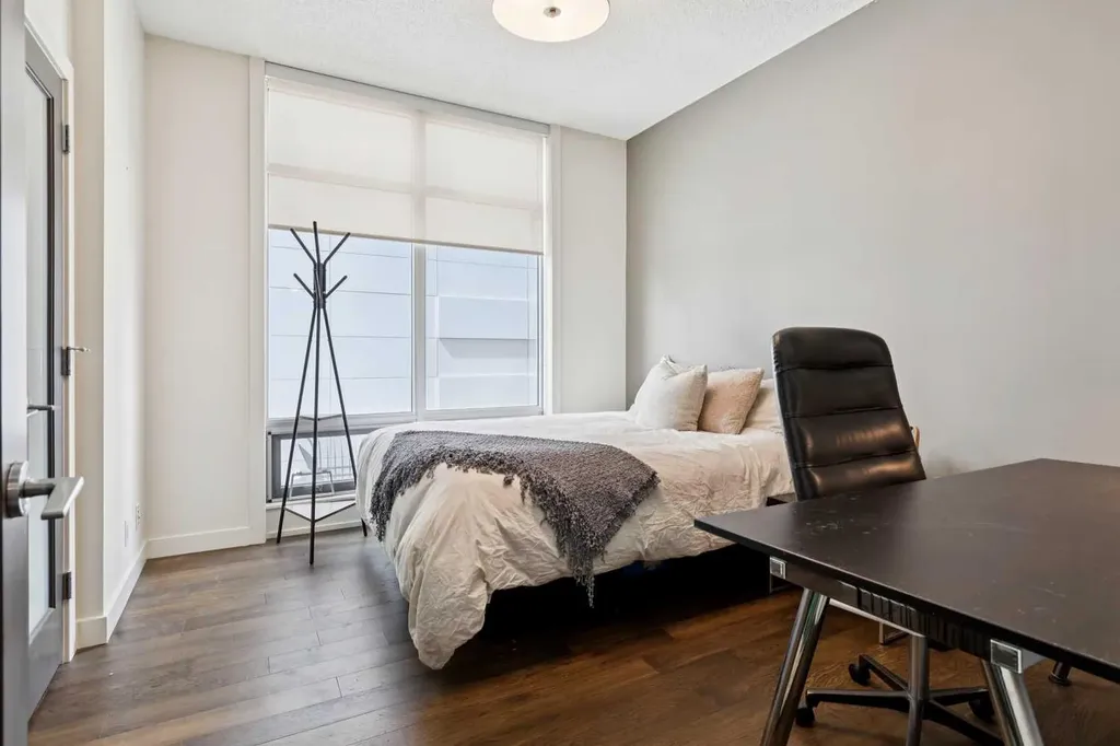 530 12 Avenue SW Calgary AB T2R 0B1