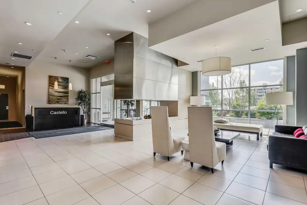 530 12 Avenue SW Calgary AB T2R 0B1