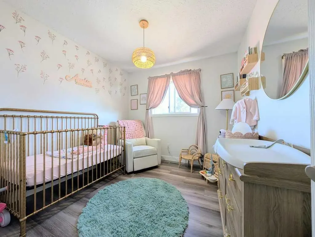 1013 10 Avenue SE Slave Lake AB T0G 2A3