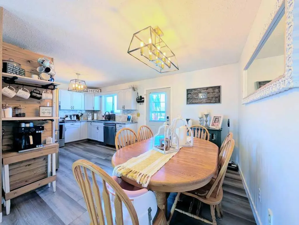 1013 10 Avenue SE Slave Lake AB T0G 2A3
