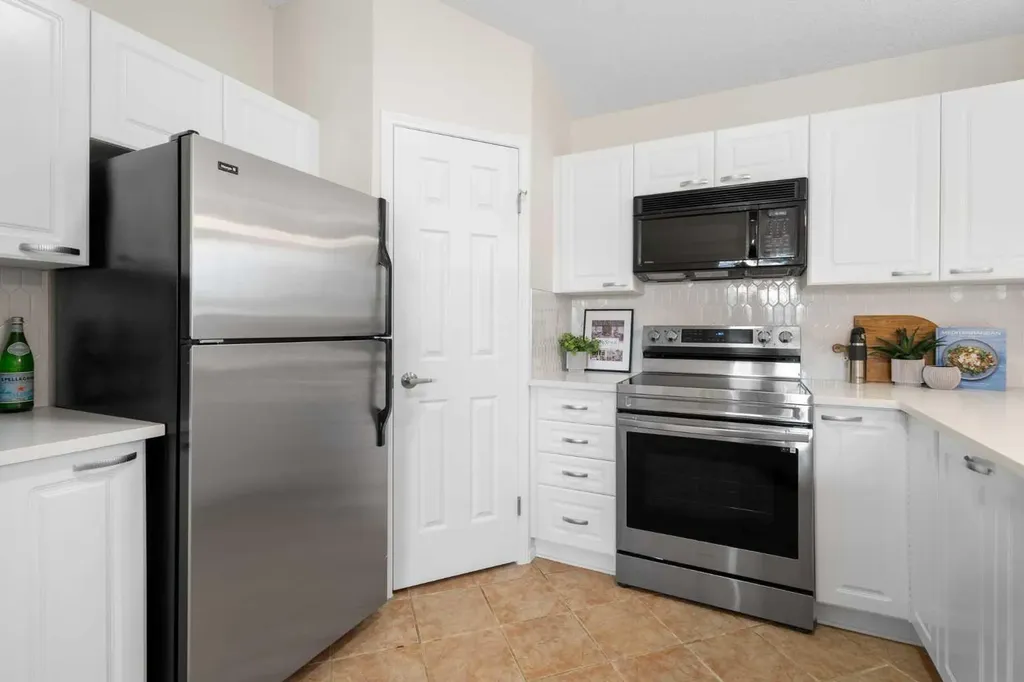 49 Martin Crossing Green NE Calgary AB T3J 3P1