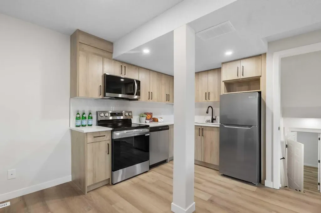 49 Martin Crossing Green NE Calgary AB T3J 3P1