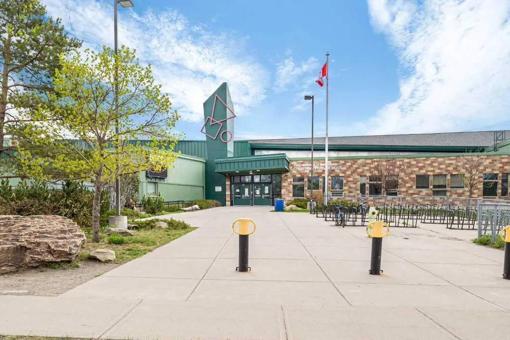 49 Martin Crossing Green NE Calgary AB T3J 3P1