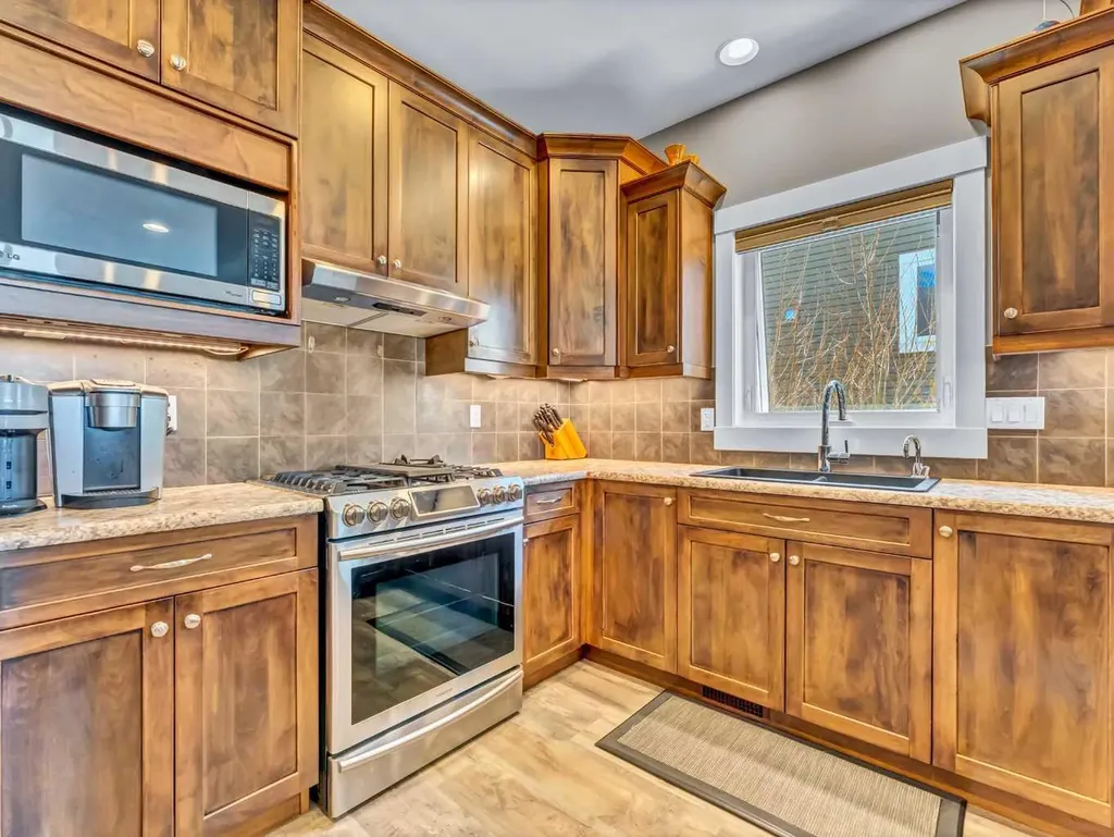 16 Sandpiper Estates Road Lake Newell Resort AB T1R 0X7