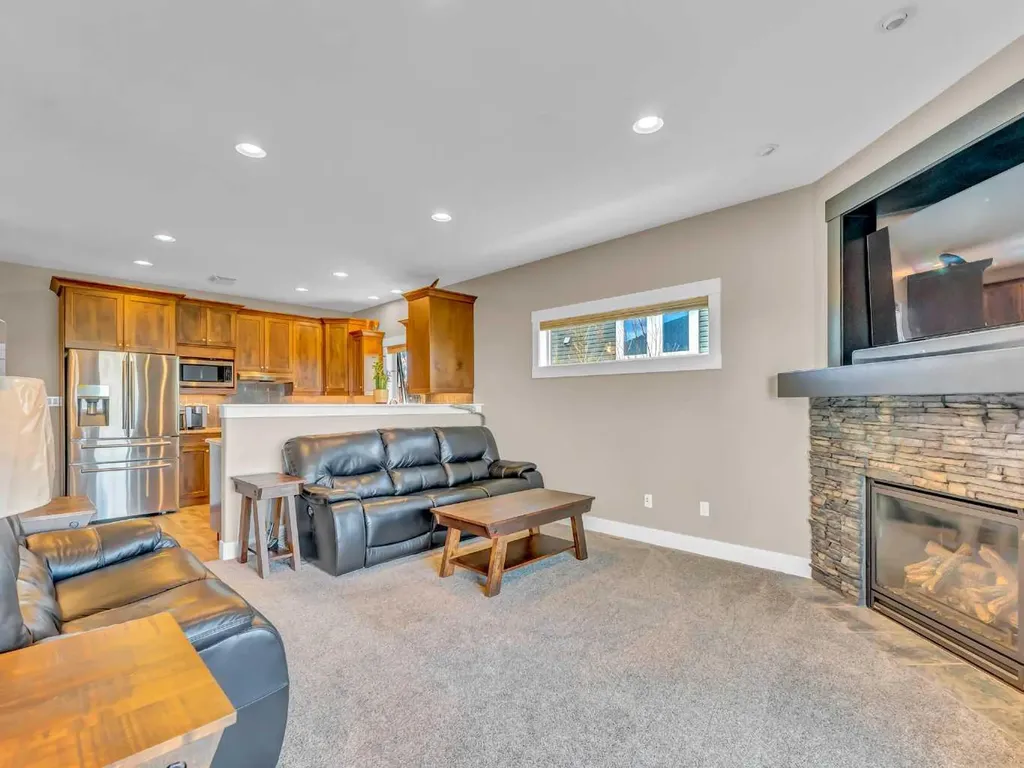 16 Sandpiper Estates Road Lake Newell Resort AB T1R 0X7