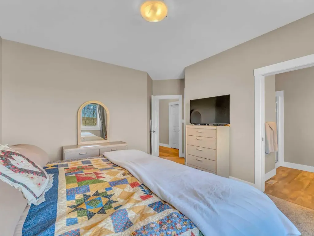 16 Sandpiper Estates Road Lake Newell Resort AB T1R 0X7