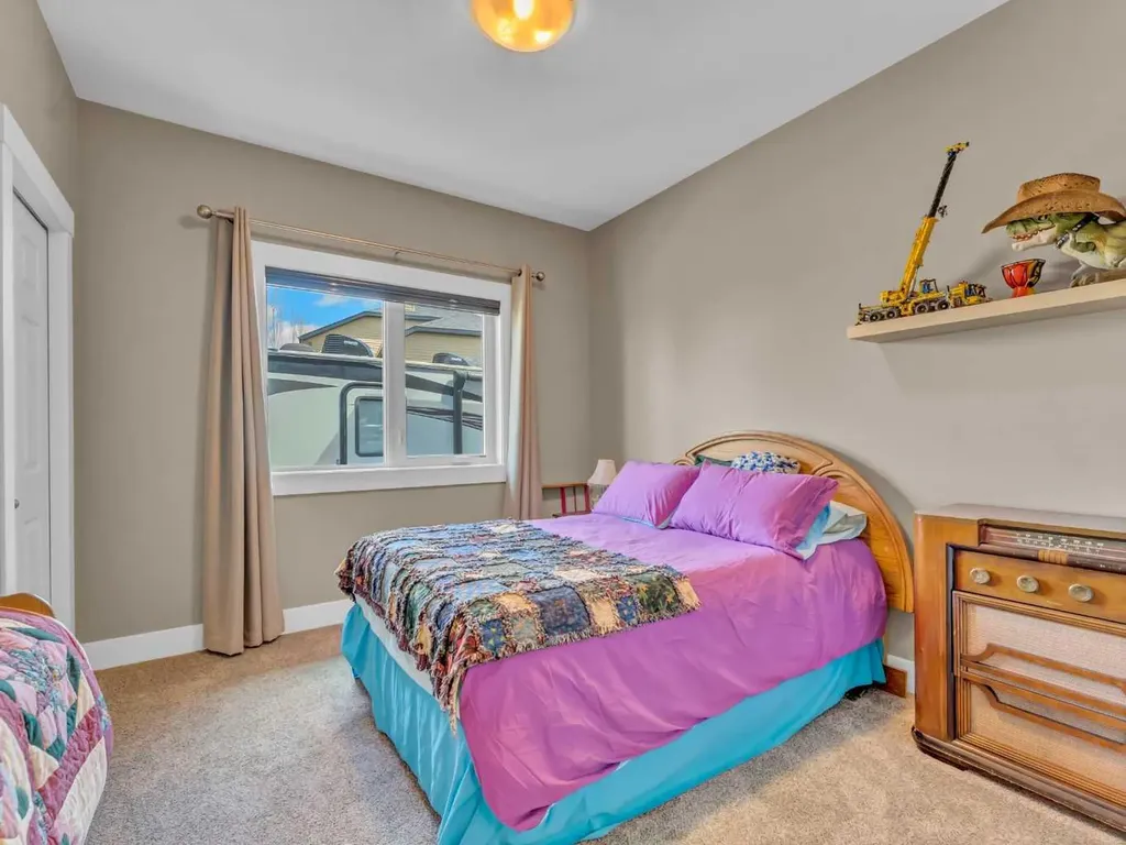 16 Sandpiper Estates Road Lake Newell Resort AB T1R 0X7