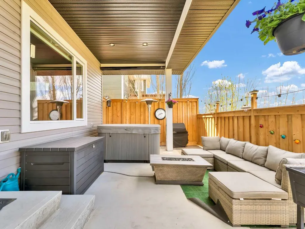 16 Sandpiper Estates Road Lake Newell Resort AB T1R 0X7