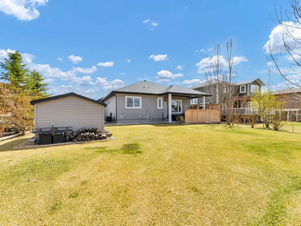 16 Sandpiper Estates Road Lake Newell Resort AB T1R 0X7