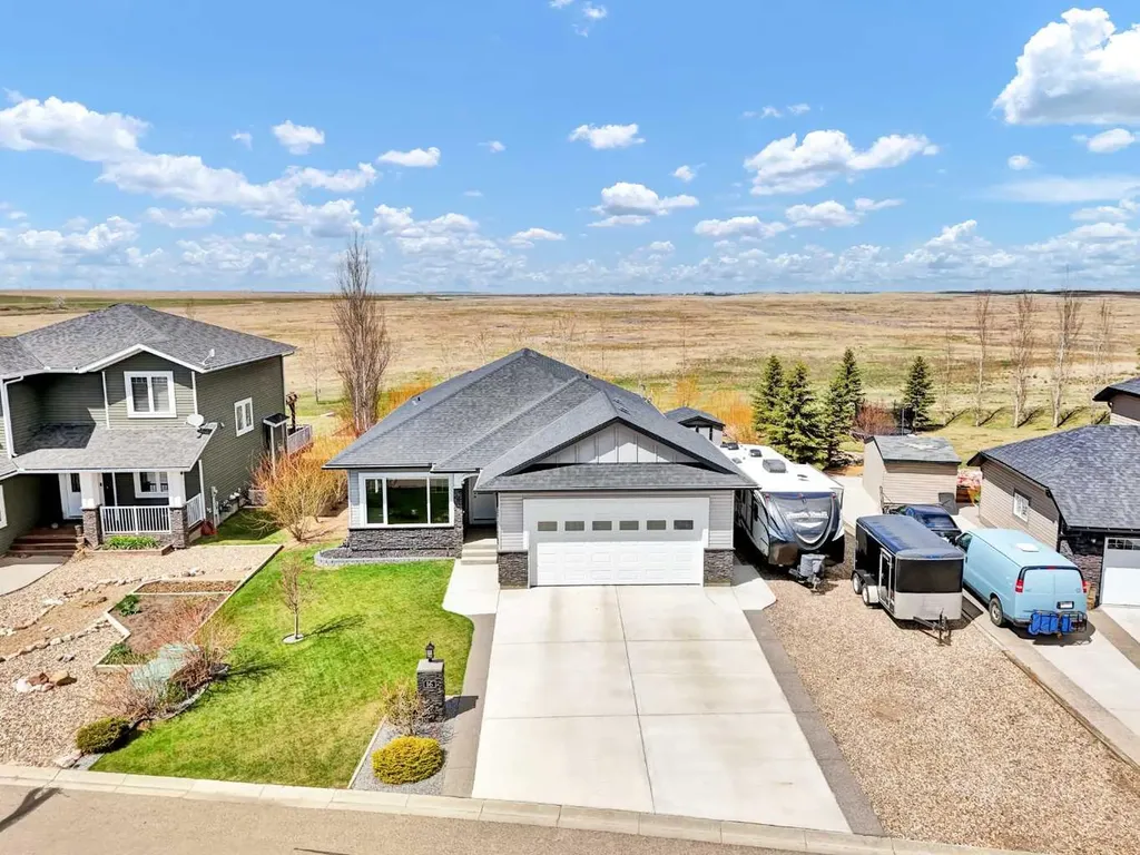 16 Sandpiper Estates Road Lake Newell Resort AB T1R 0X7