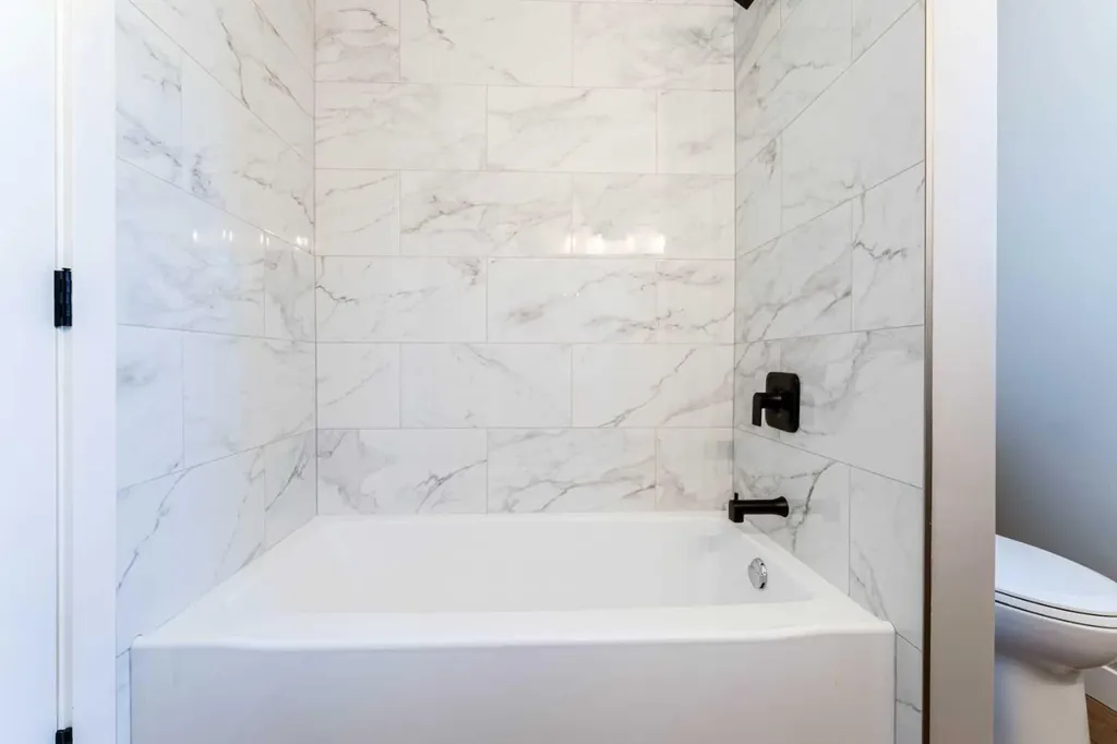 25 Osborne Street Red Deer AB T4N 5C1