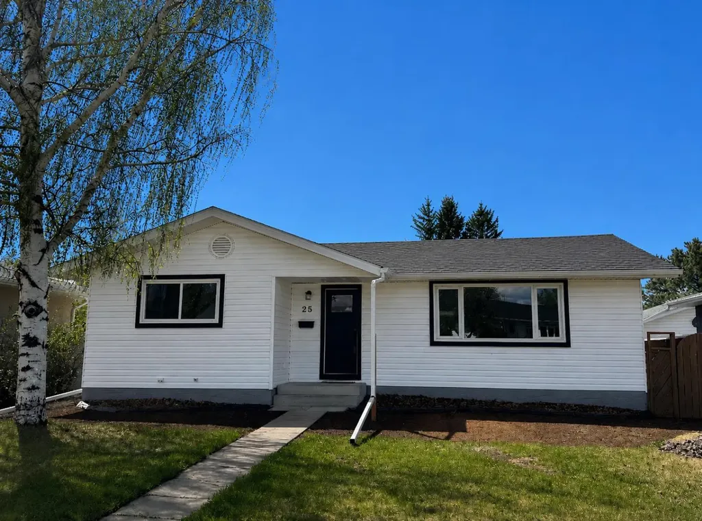 25 Osborne Street Red Deer AB T4N 5C1