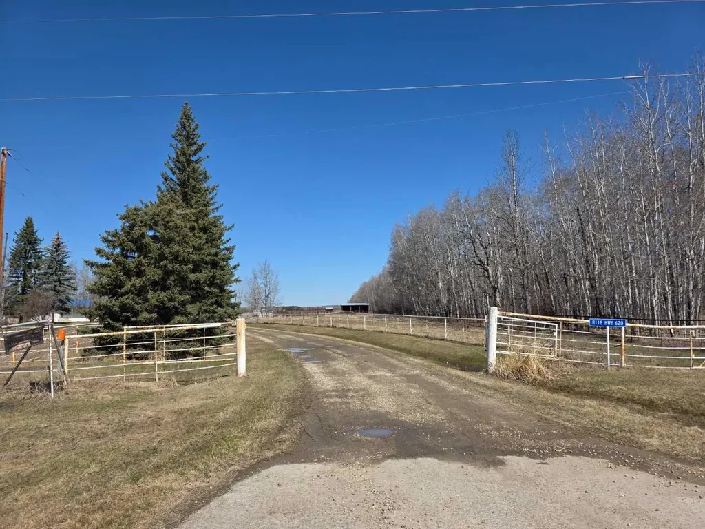 8118 Highway 620 Rural Brazeau County AB T7A2A1