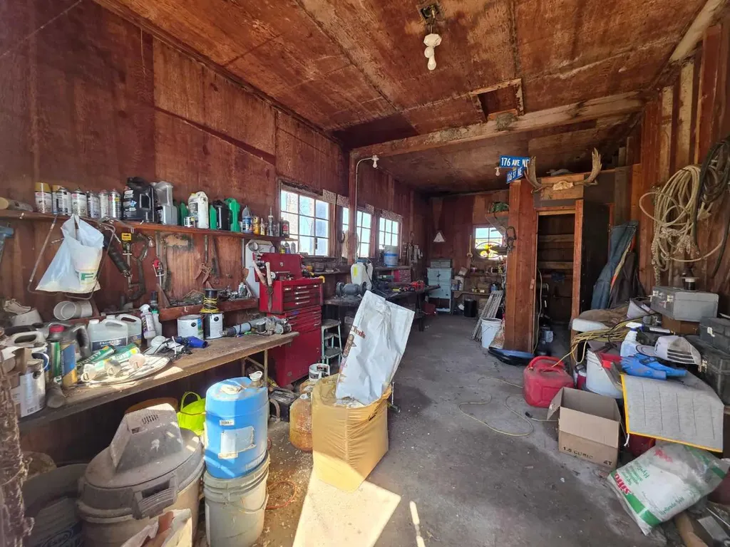 8118 Highway 620 Rural Brazeau County AB T7A2A1