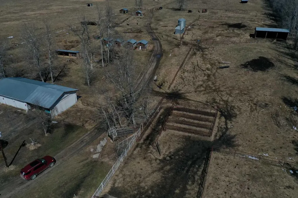 8118 Highway 620 Rural Brazeau County AB T7A2A1