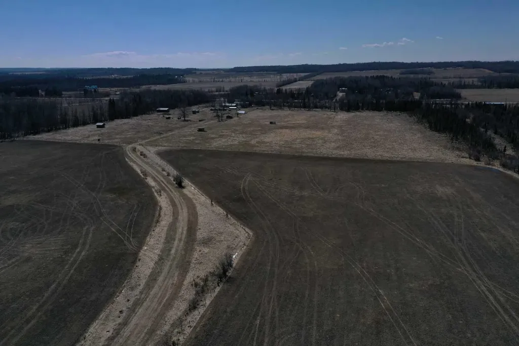 8118 Highway 620 Rural Brazeau County AB T7A2A1