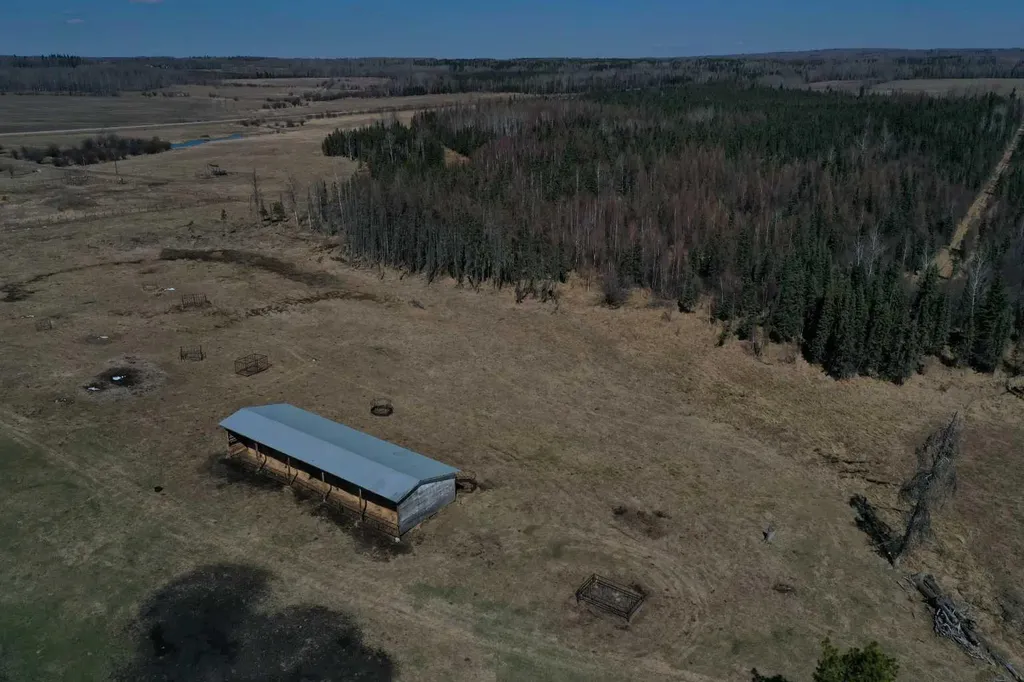 8118 Highway 620 Rural Brazeau County AB T7A2A1
