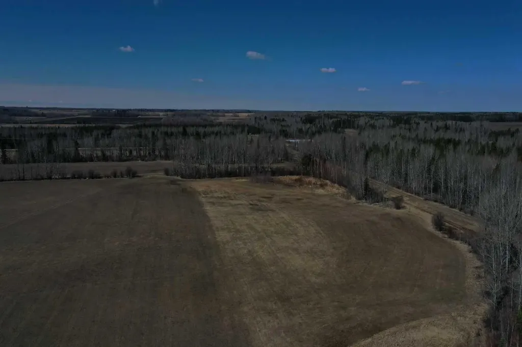 8118 Highway 620 Rural Brazeau County AB T7A2A1