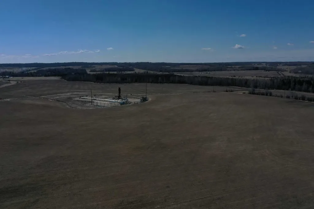 8118 Highway 620 Rural Brazeau County AB T7A2A1