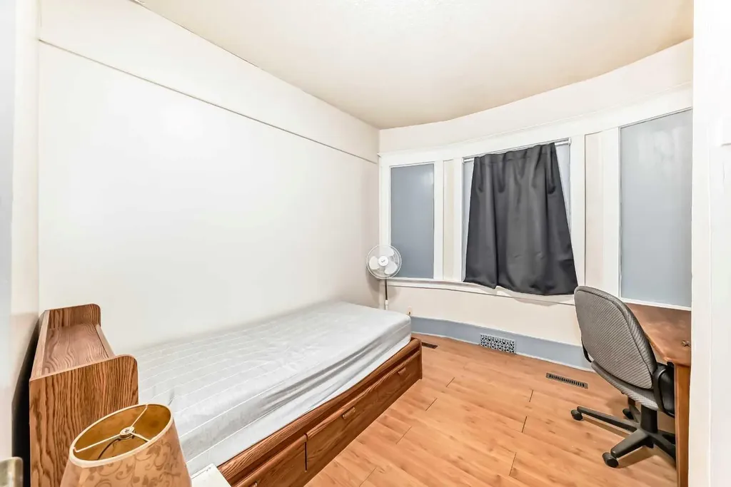 1227 13 Avenue SW Calgary AB T3C 0T2
