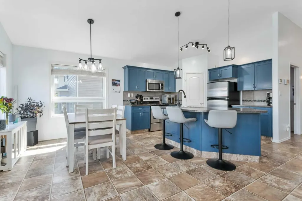 5908 67 Avenue Rocky Mountain House AB T4T 1V6