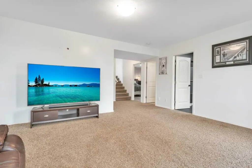 5908 67 Avenue Rocky Mountain House AB T4T 1V6