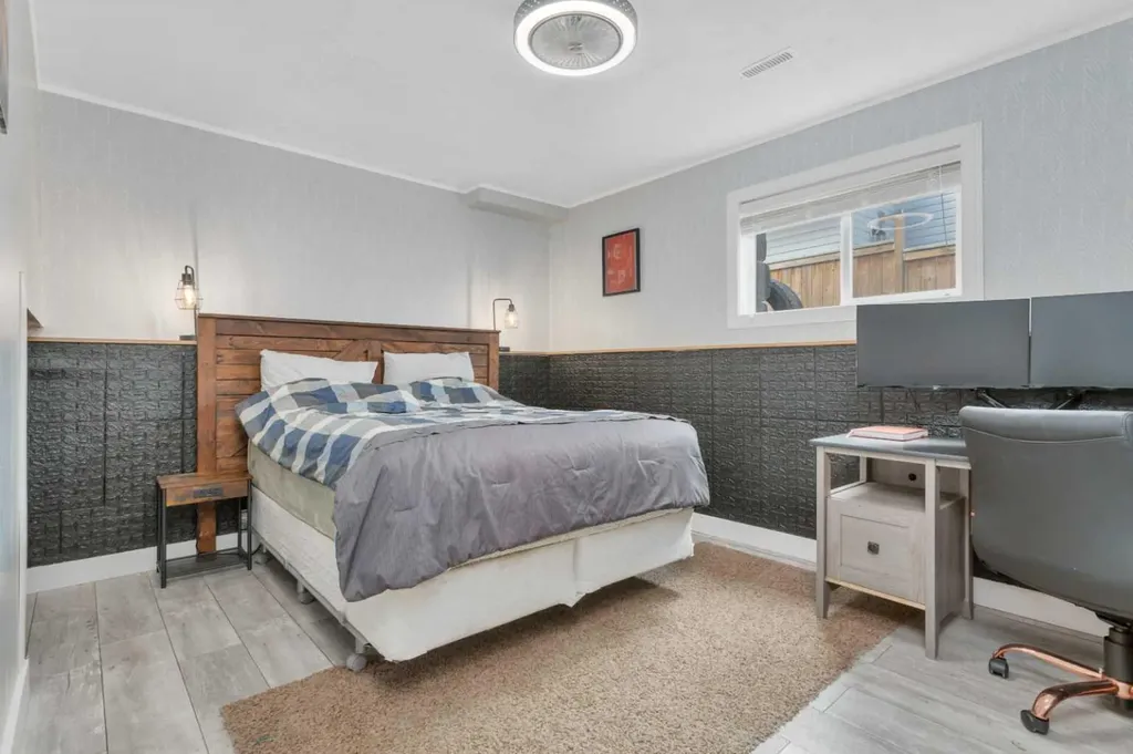 5908 67 Avenue Rocky Mountain House AB T4T 1V6
