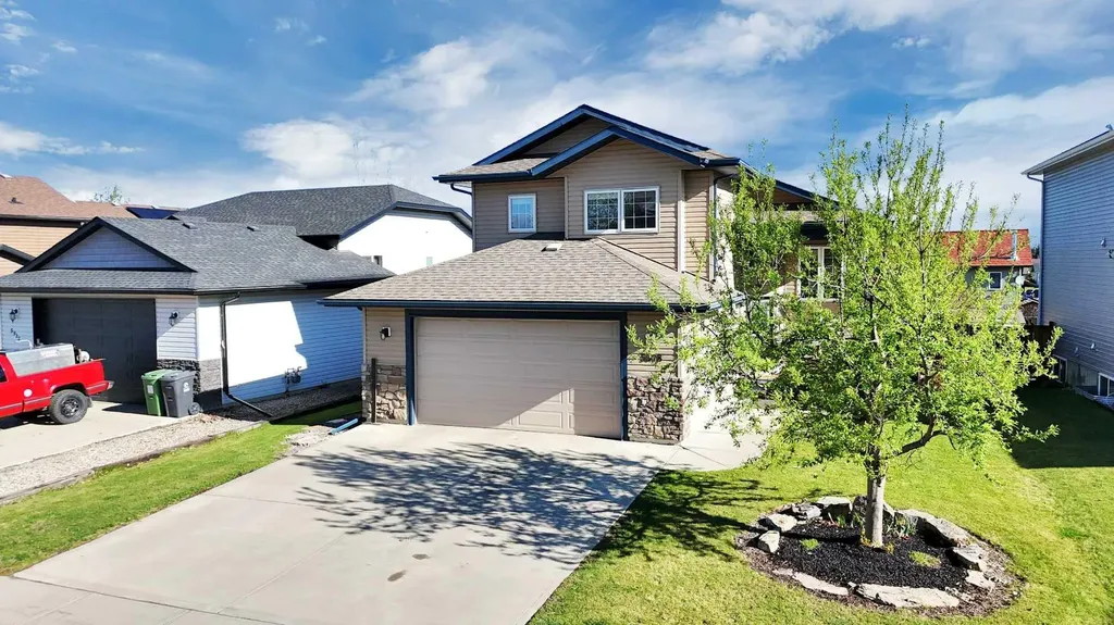 5908 67 Avenue Rocky Mountain House AB T4T 1V6