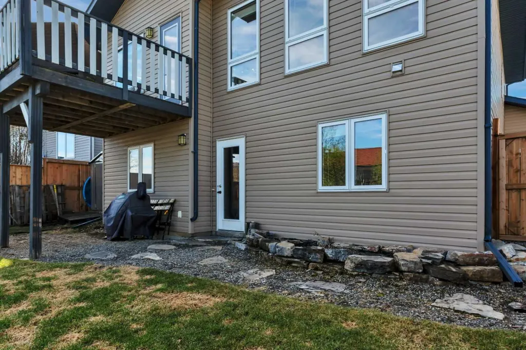 5908 67 Avenue Rocky Mountain House AB T4T 1V6