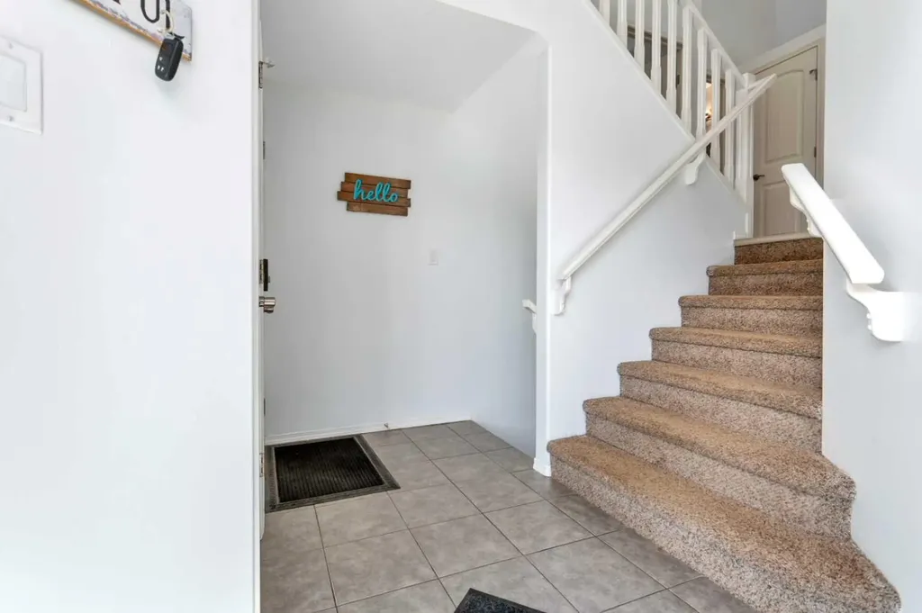 5908 67 Avenue Rocky Mountain House AB T4T 1V6