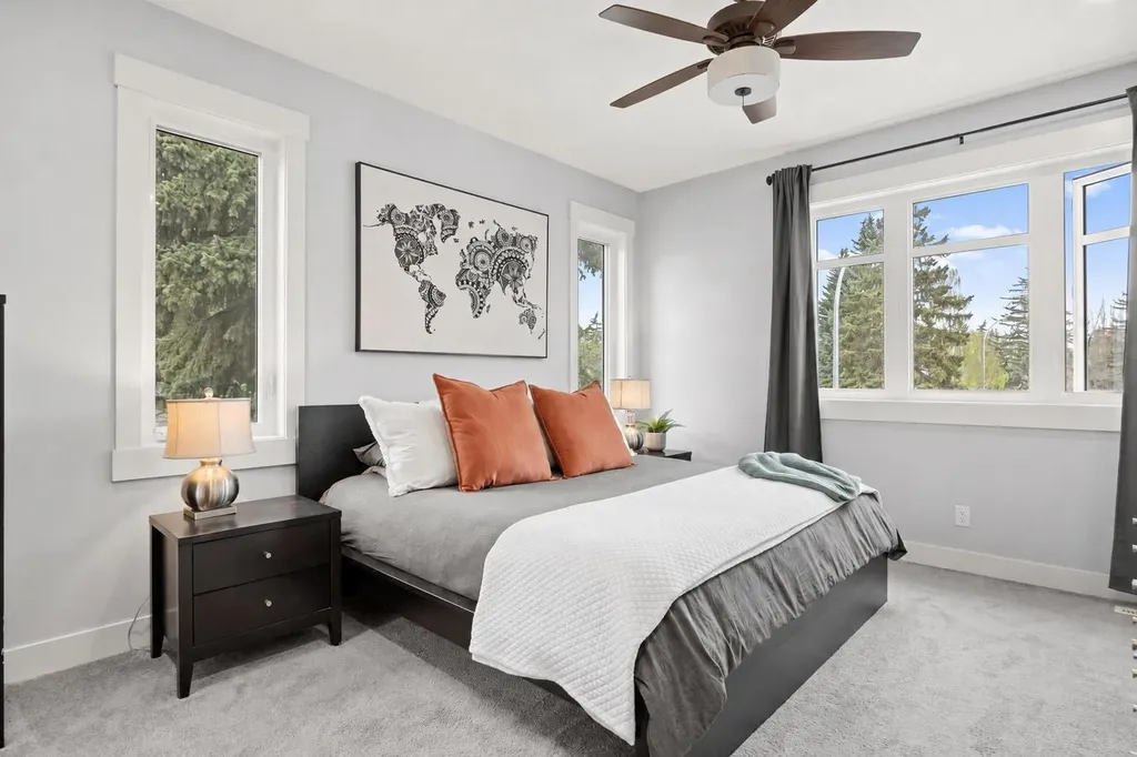 2223 Glenwood Drive SW Calgary AB T3E 3Y7