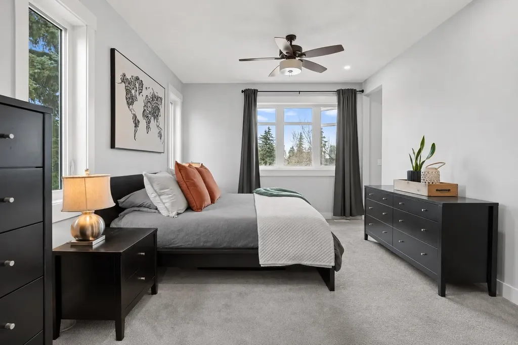 2223 Glenwood Drive SW Calgary AB T3E 3Y7