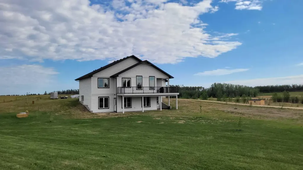 121-2310 Twp Road 370 Rural Red Deer County AB T4G0N4
