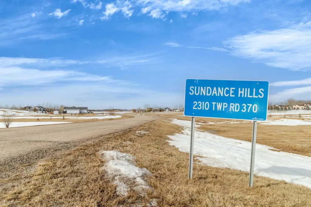 121-2310 Twp Road 370 Rural Red Deer County AB T4G0N4