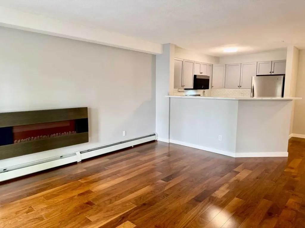 2518 Fish Creek Boulevard SW Calgary AB T2Y 4T5