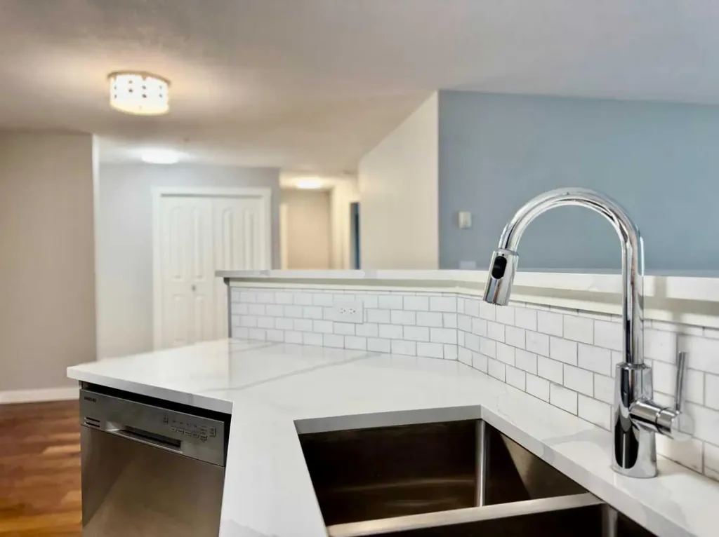 2518 Fish Creek Boulevard SW Calgary AB T2Y 4T5